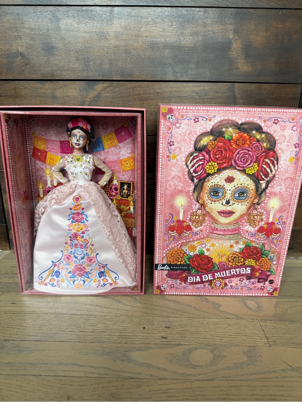 Signature Pink Día de Muertos Decorative Collector Doll Set
